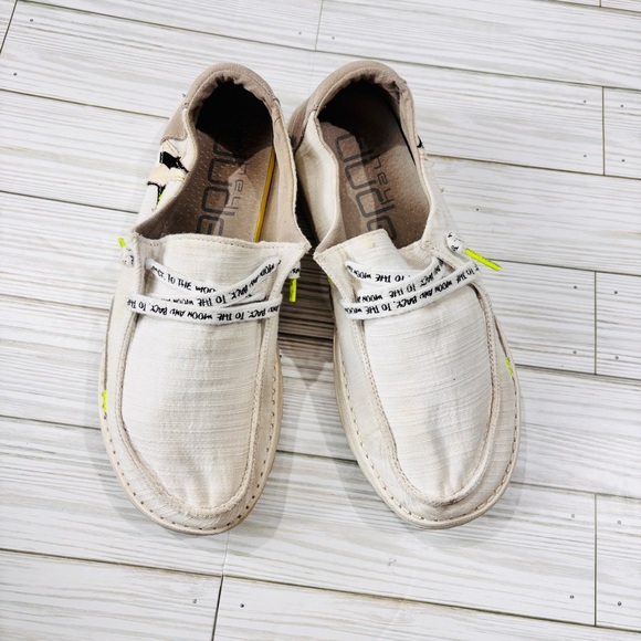Hey Dude Wendy Shoes size 8 women - Picture 2 of 7